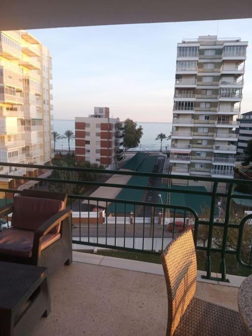 Apartamento Con Vistas Al Mar Y Buena Ubicacion بينيكاسّين المظهر الخارجي الصورة