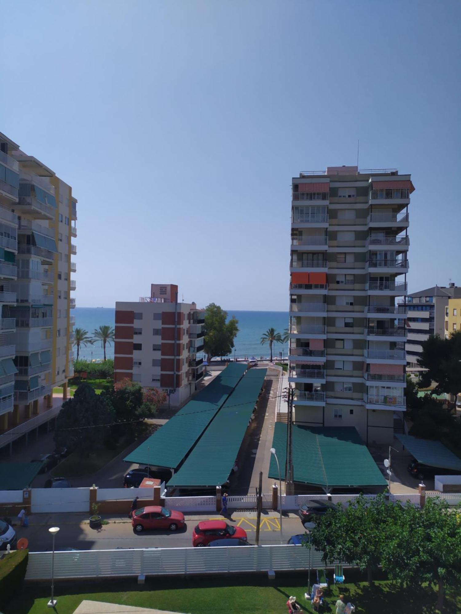 Apartamento Con Vistas Al Mar Y Buena Ubicacion بينيكاسّين المظهر الخارجي الصورة